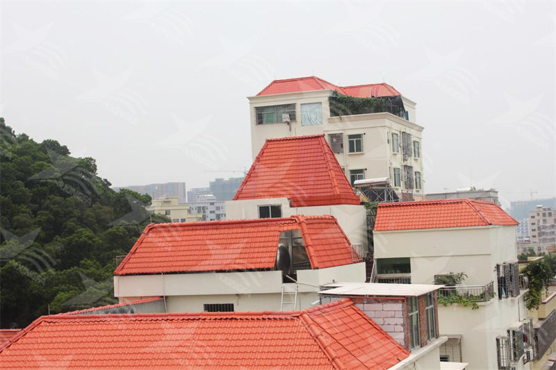 合成樹脂瓦 vs. 鐵皮瓦：哪種更適合您的建筑？